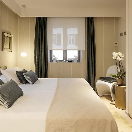 Birdie Boutique - Adults Only 4*