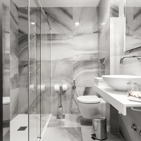 Birdie Boutique - Adults Only 4*