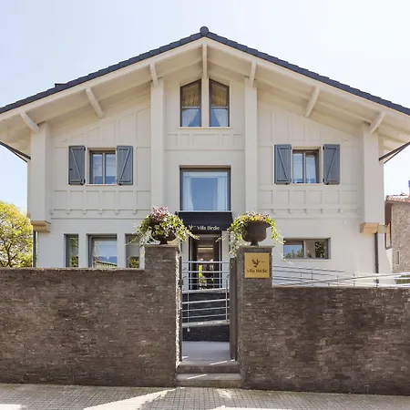 Birdie Boutique - Adults Only 4*