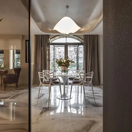 Birdie Boutique - Adults Only 4*