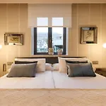 Birdie Boutique - Adults Only 4*